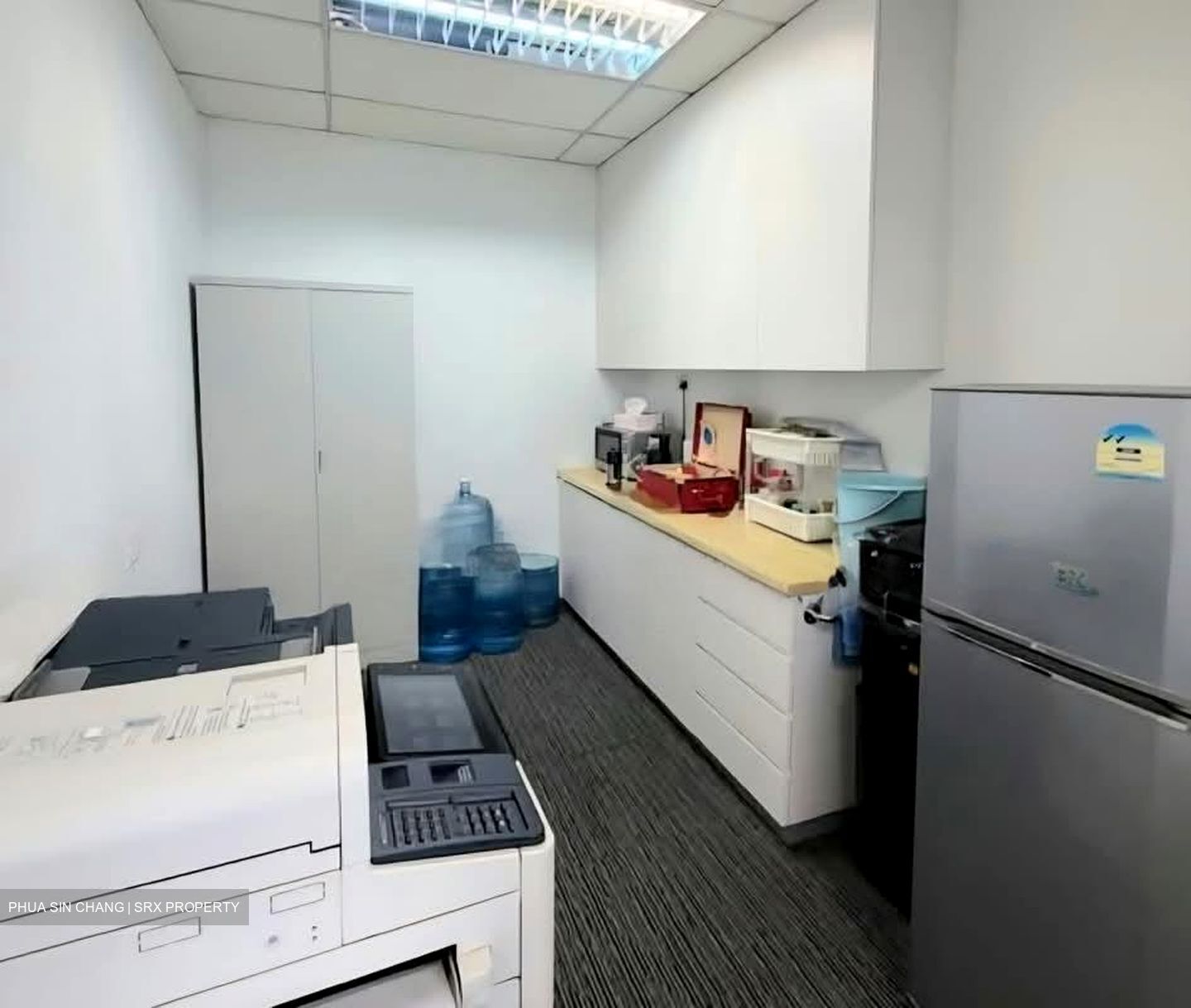 One Raffles Place (D1), Office #566903651